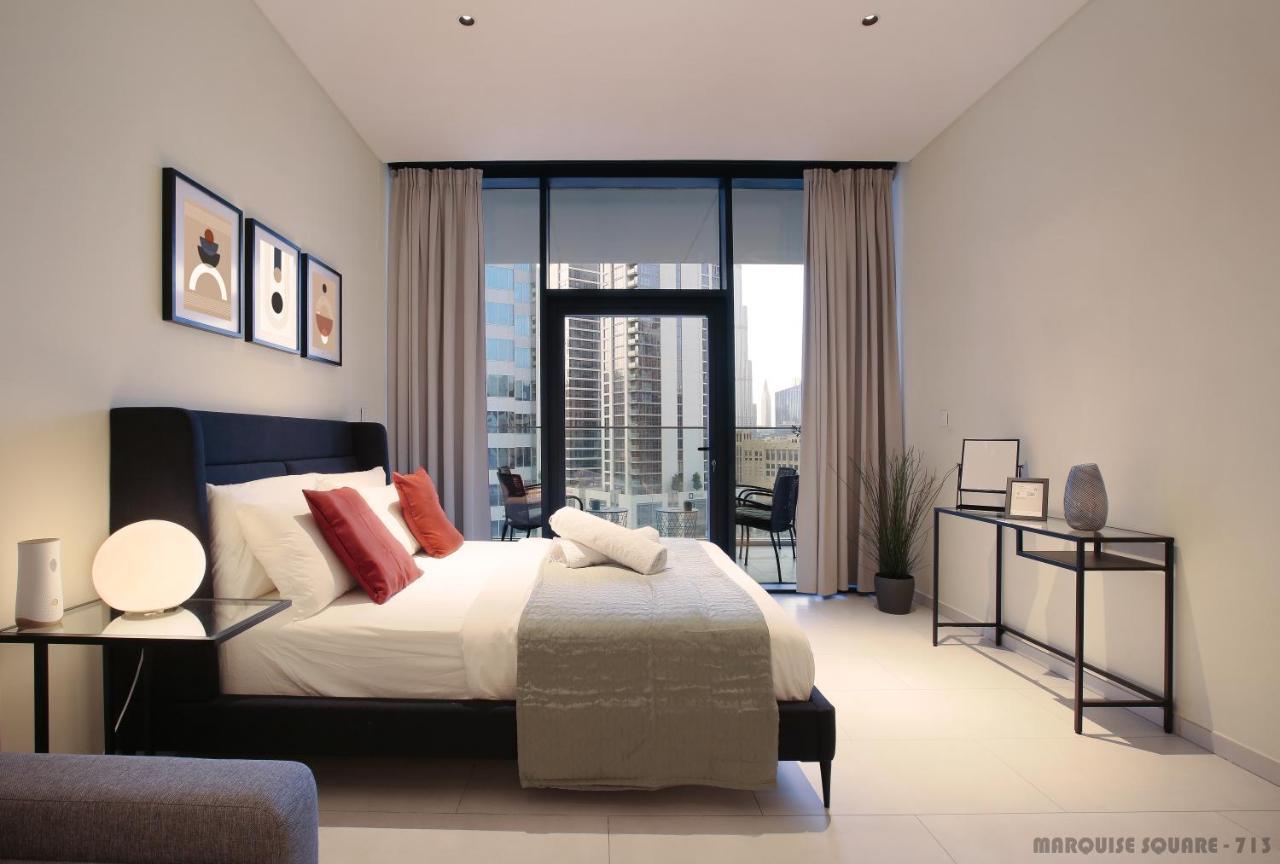 דובאי Luxury Studios With Burj Khalifa Or Canal View In Downtown - Marquise Square Tower מראה חיצוני תמונה