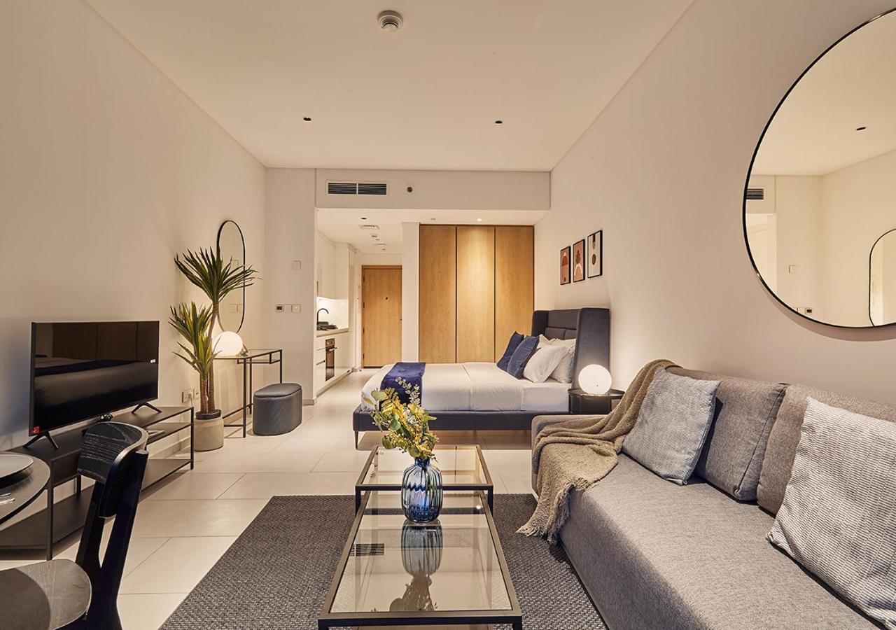 דובאי Luxury Studios With Burj Khalifa Or Canal View In Downtown - Marquise Square Tower מראה חיצוני תמונה