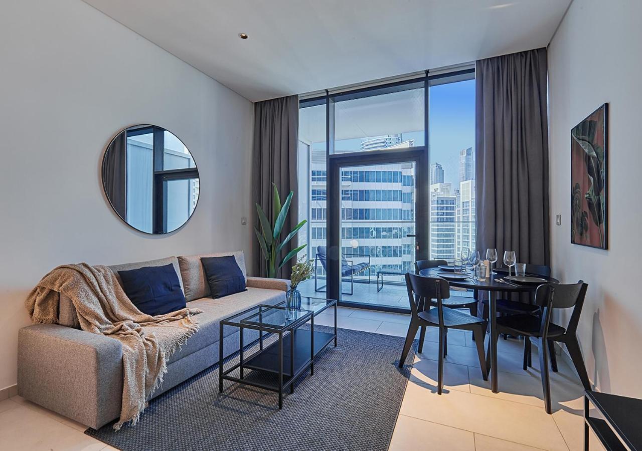 דובאי Luxury Studios With Burj Khalifa Or Canal View In Downtown - Marquise Square Tower מראה חיצוני תמונה